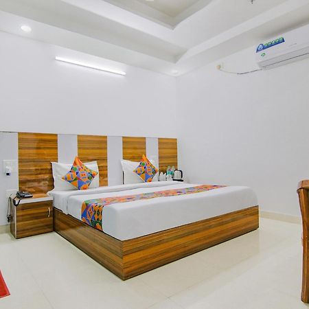 Fabhotel Gp Royal Chandīgarh Exterior foto