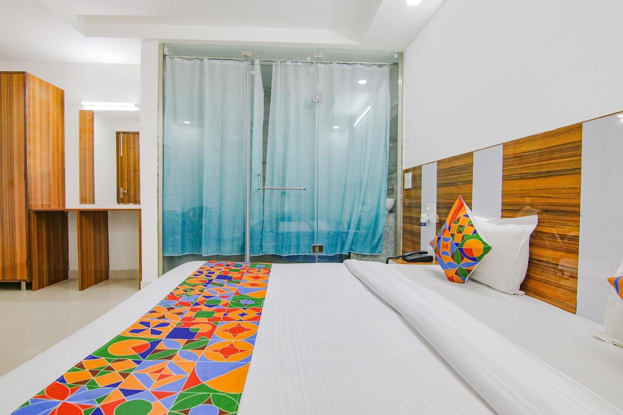 Fabhotel Gp Royal Chandīgarh Exterior foto