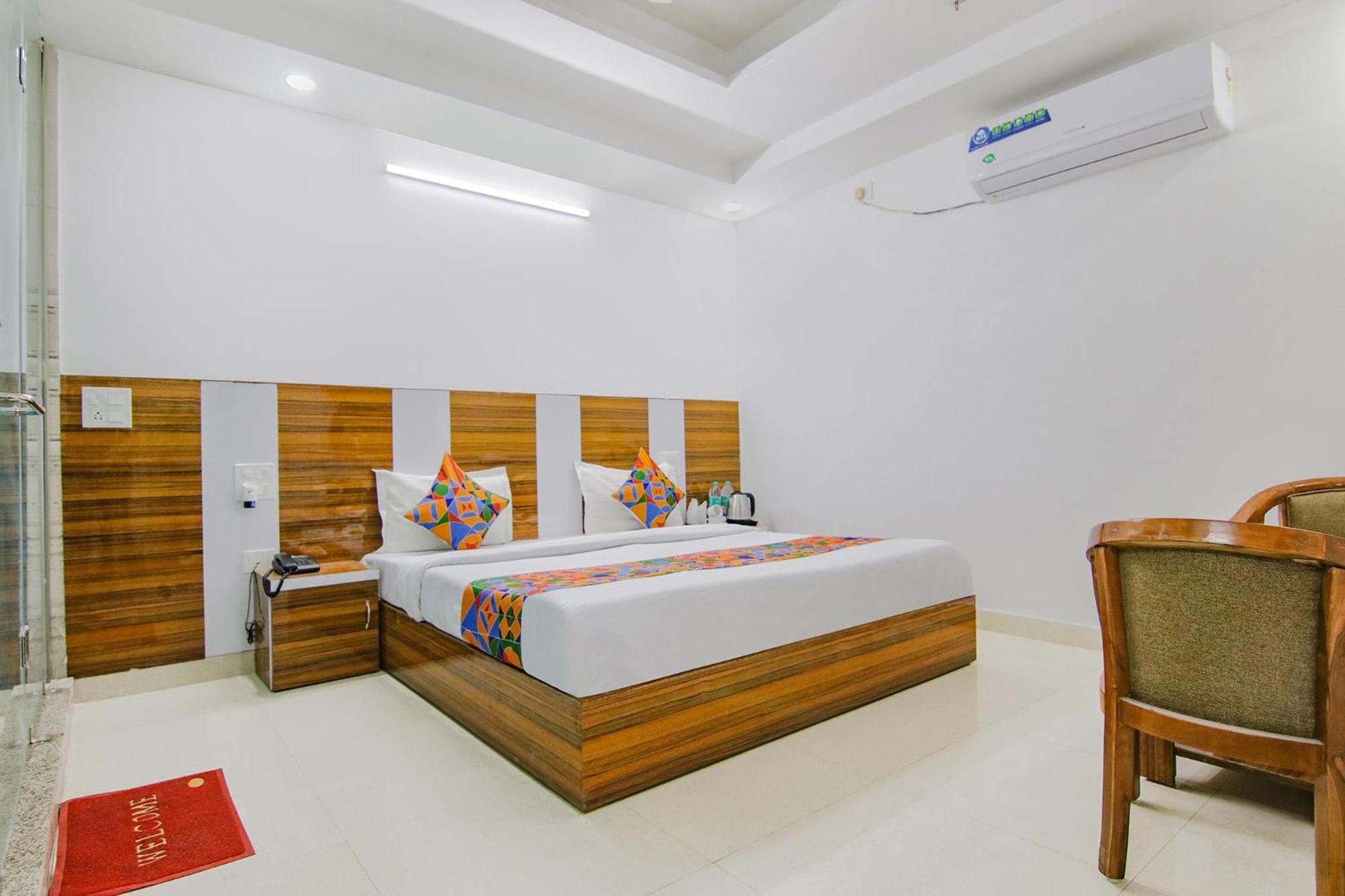 Fabhotel Gp Royal Chandīgarh Exterior foto